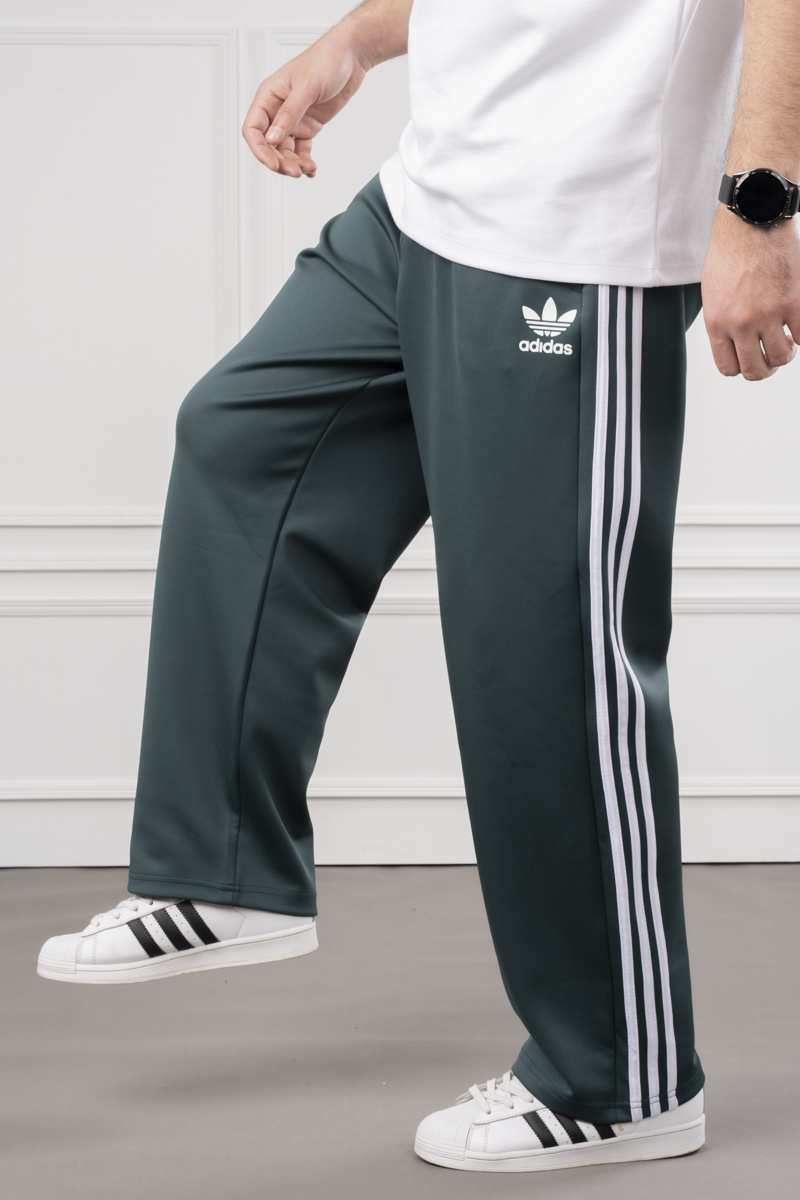 Adidas 3 line sweatpants