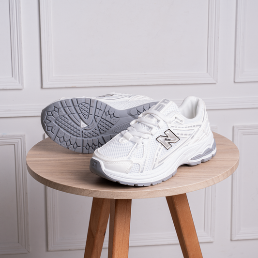 New Balance Women Shoes