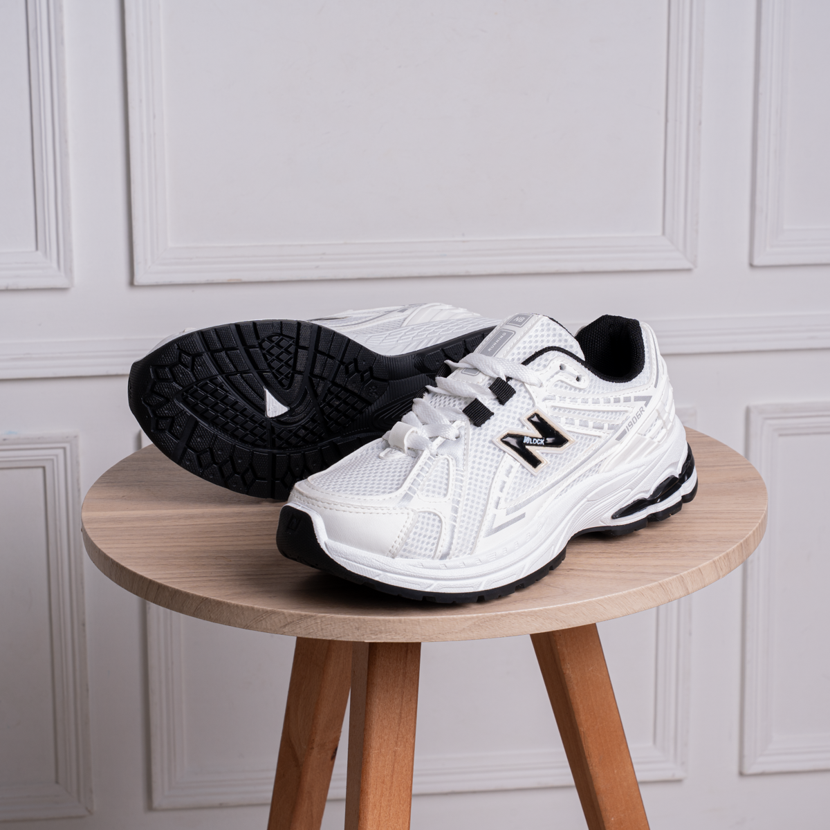 New Balance Women Shoes