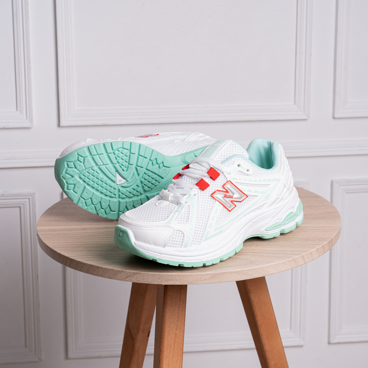 New Balance Women Shoes