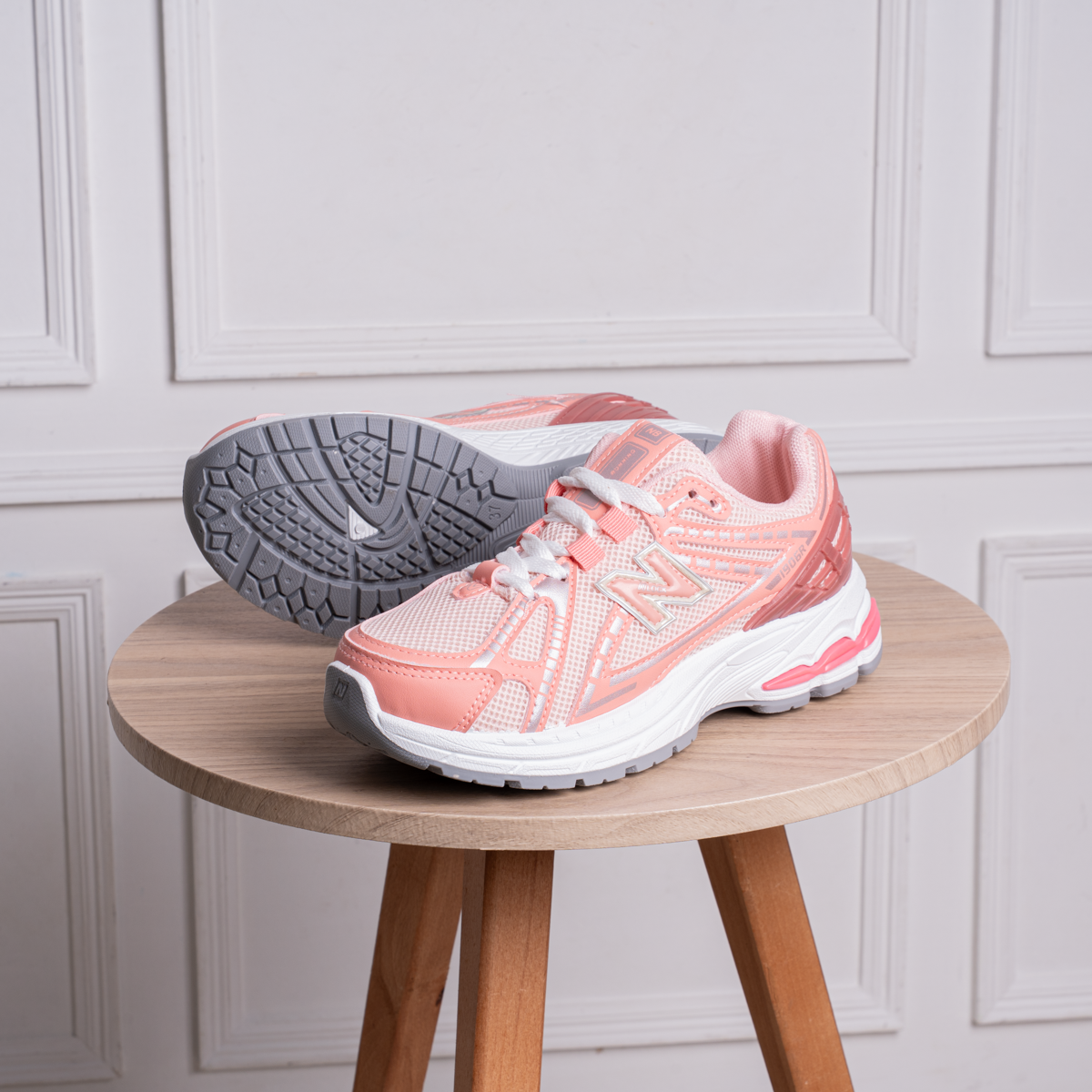New Balance Women Shoes