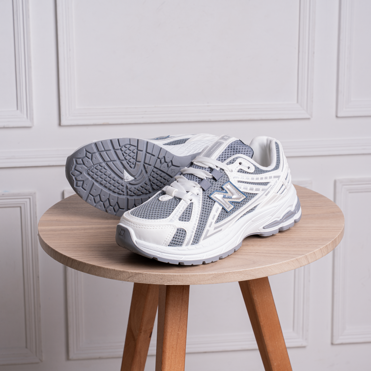 New Balance Women Shoes