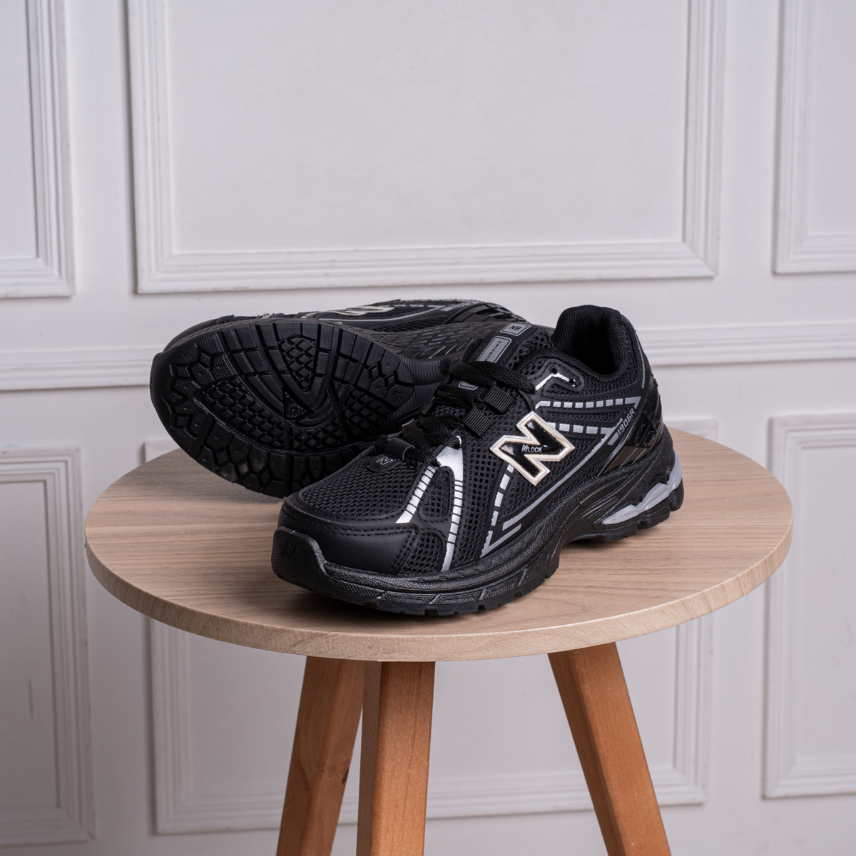 New Balance Women Shoes
