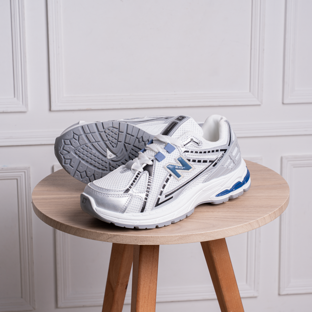 New Balance Women Shoes
